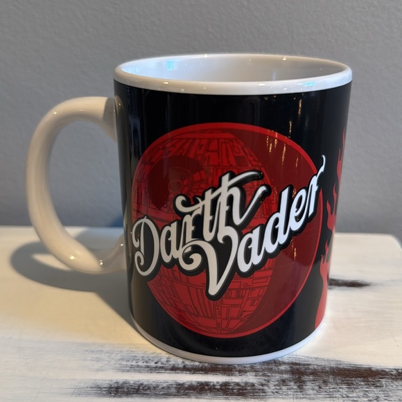 NWOT Darth Vader 6oz mug - Picture 2 of 3